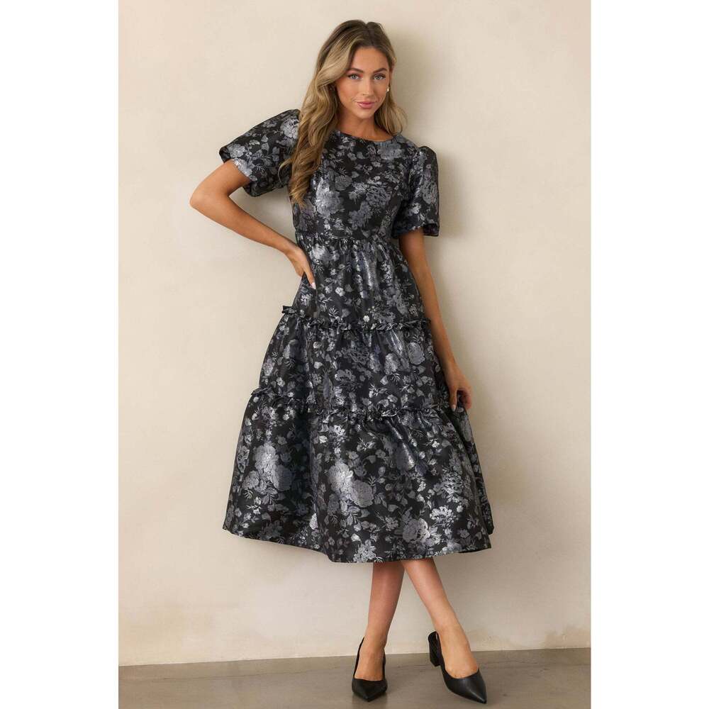 Red Dress Follow My Lead Black Floral Jacquard Midi Dress Size MM / Black